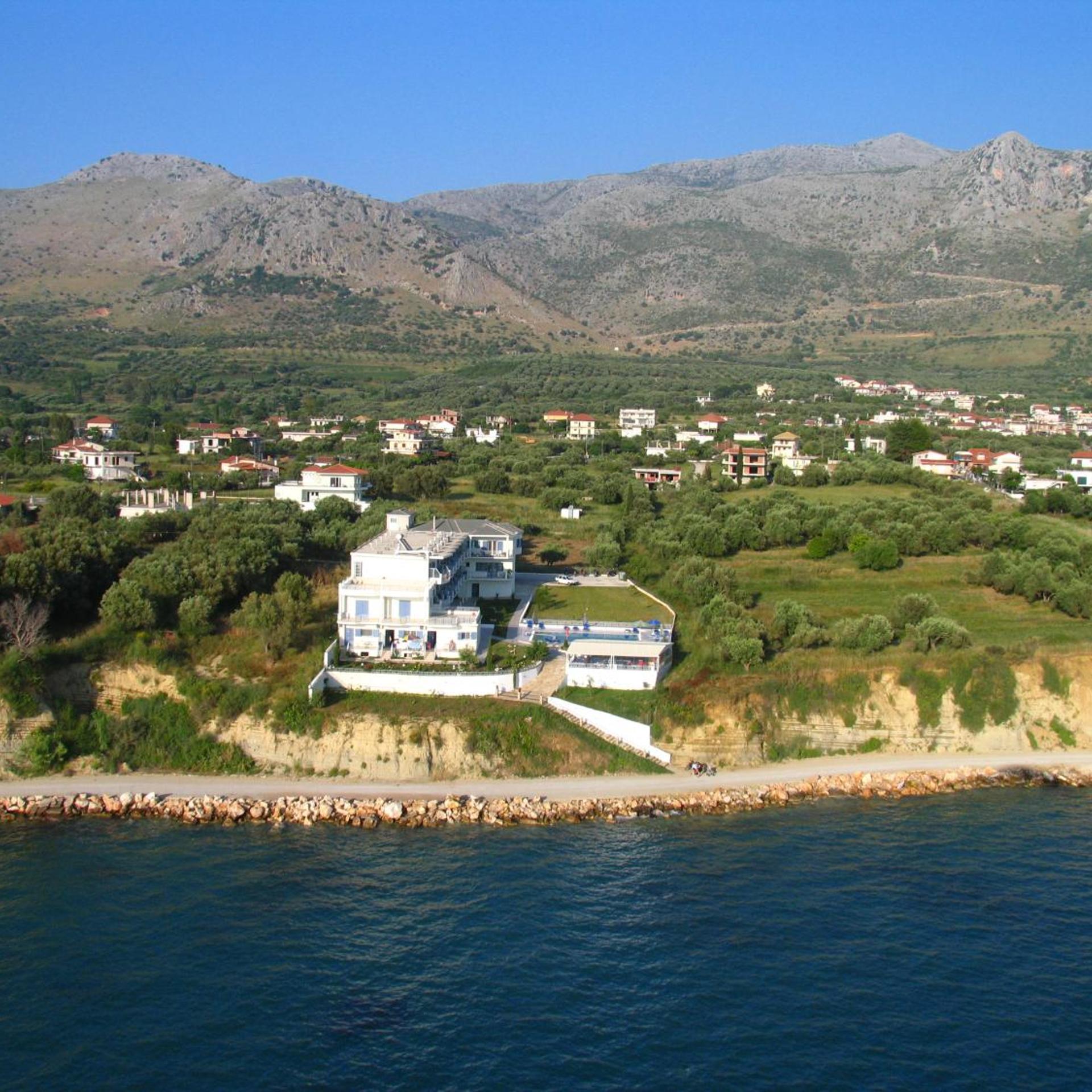 Cliff Bay Hotel 55/62