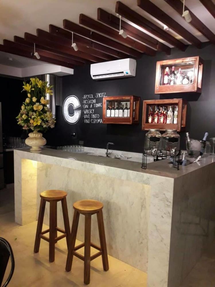 Cosmopolitano Hotel Boutique 38/50