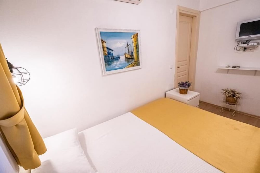 Heredot Otel 2/22