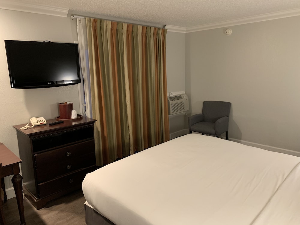 غرفة بسرير كينج، Stargazer Inn And Suites 7/15