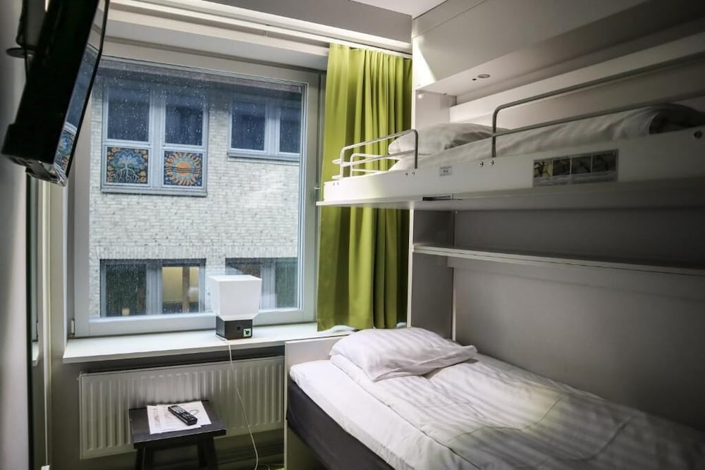 Compact, Twin Beds, Bunk Bed