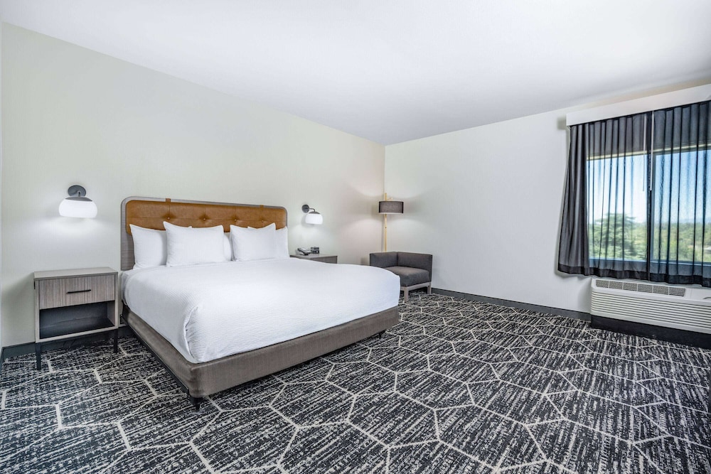 La Quinta Inn & Suites by Wyndham Yucaipa 19/51