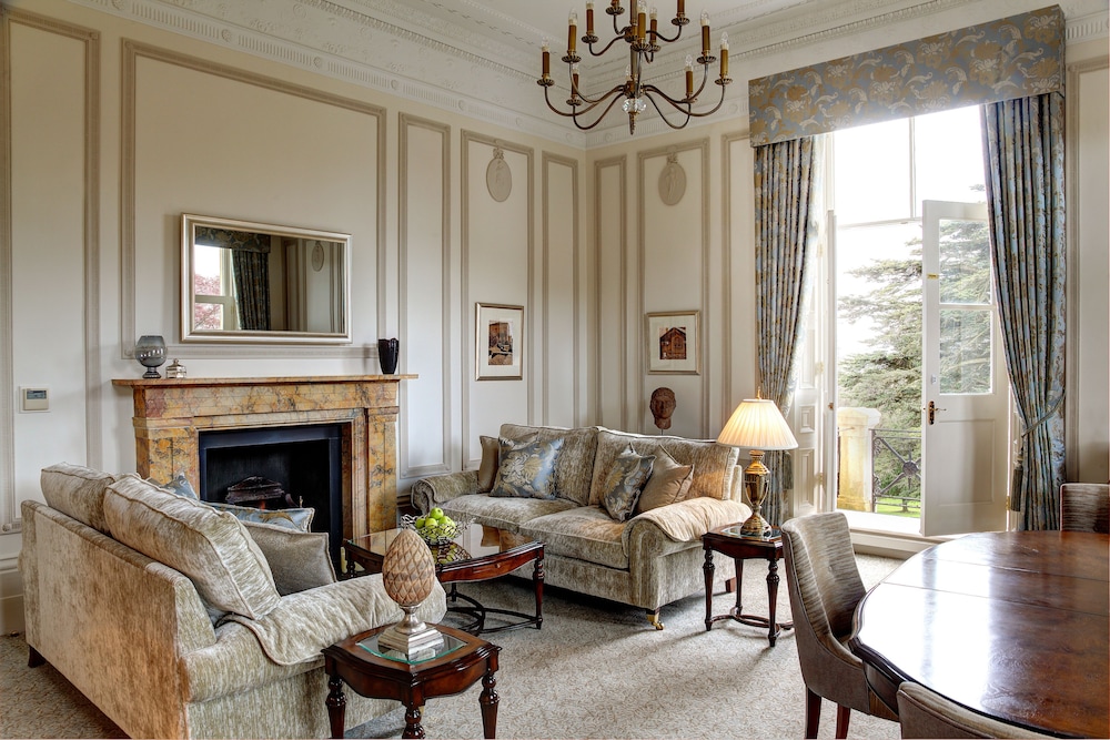 Macdonald Bath Spa Hotel 51/69