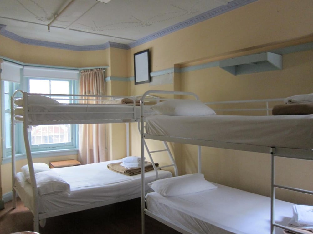 Highfield Hotel 25/73