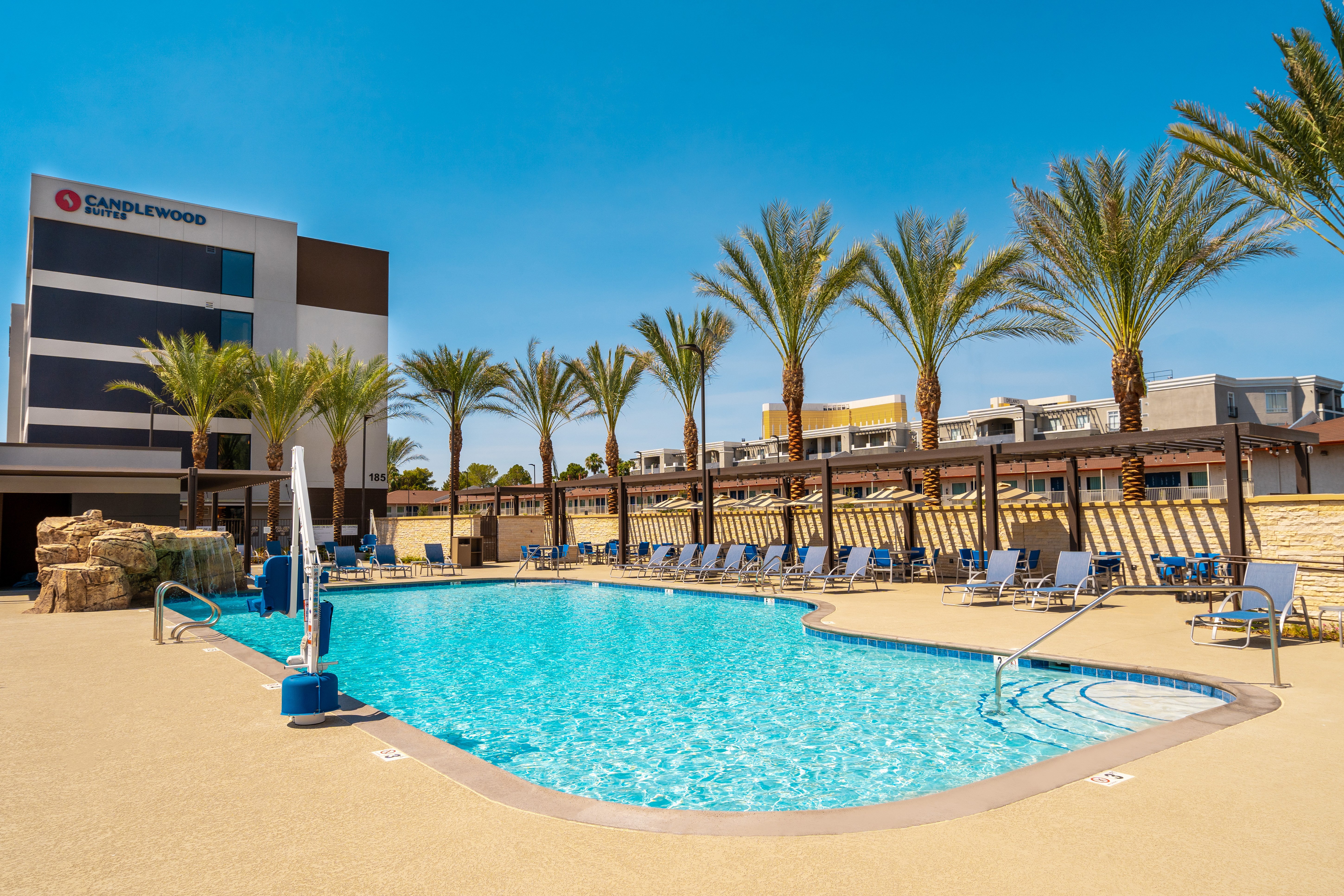 Candlewood Suites Las Vegas E Tropicana 42/46