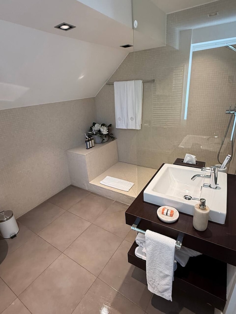 Airhome Limmatquai River View Apartment 37/38