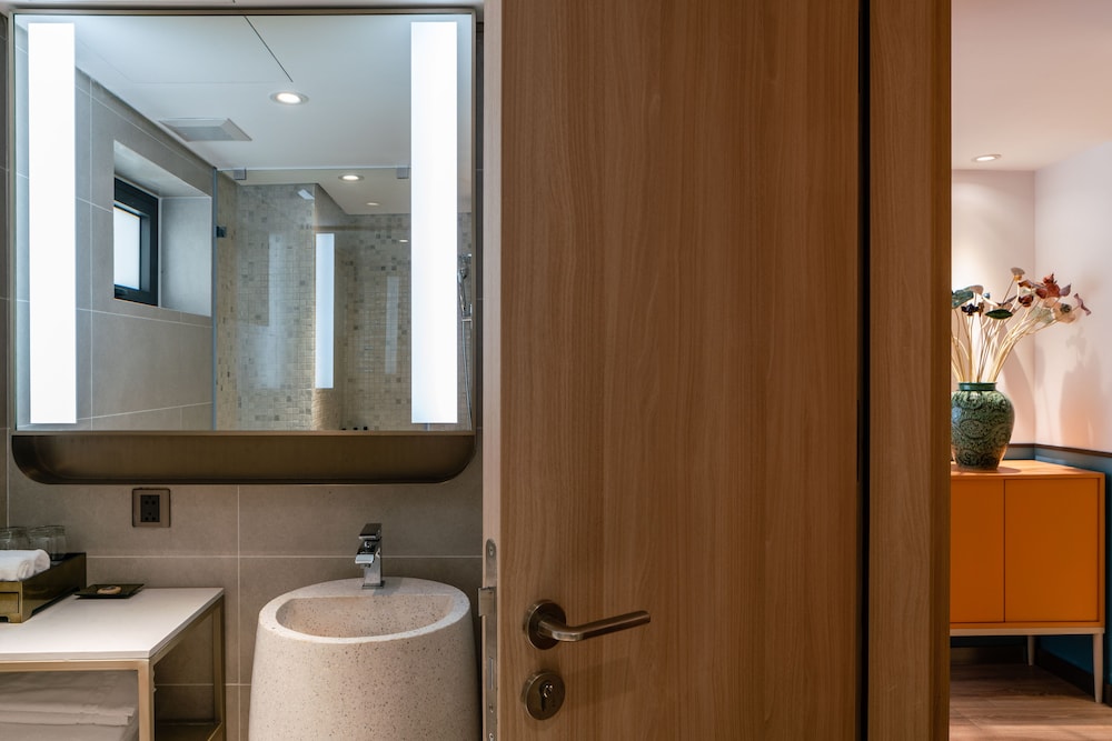 Hanoi Le Jardin Hotel & Spa 72/74