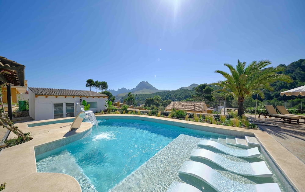 La Moraleja The Quiet Hotel - Adults Only 69/72
