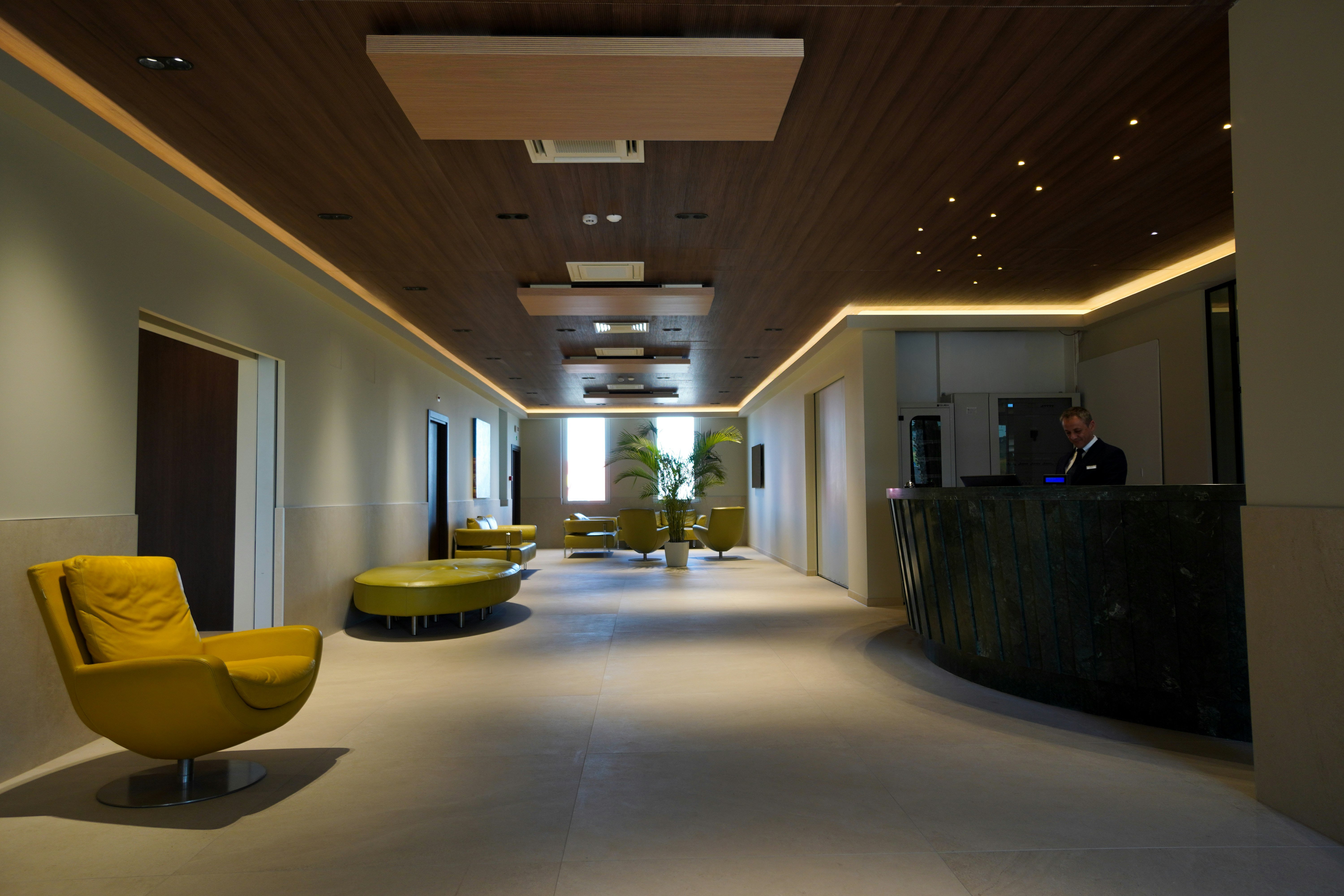 Una Hotels La Martella 6/17