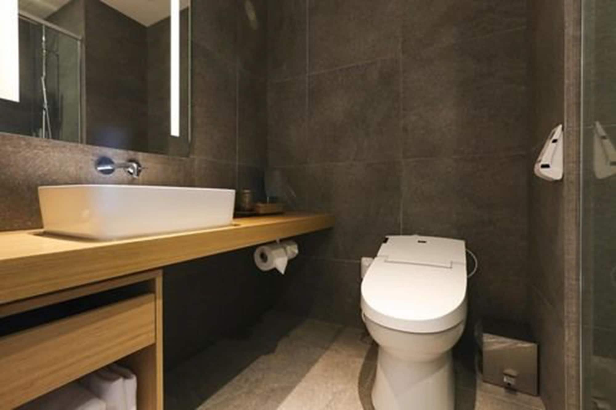غرفة قياسية بسرير مزدوج، Borjomi Seoul Boutique Hotel 3/4