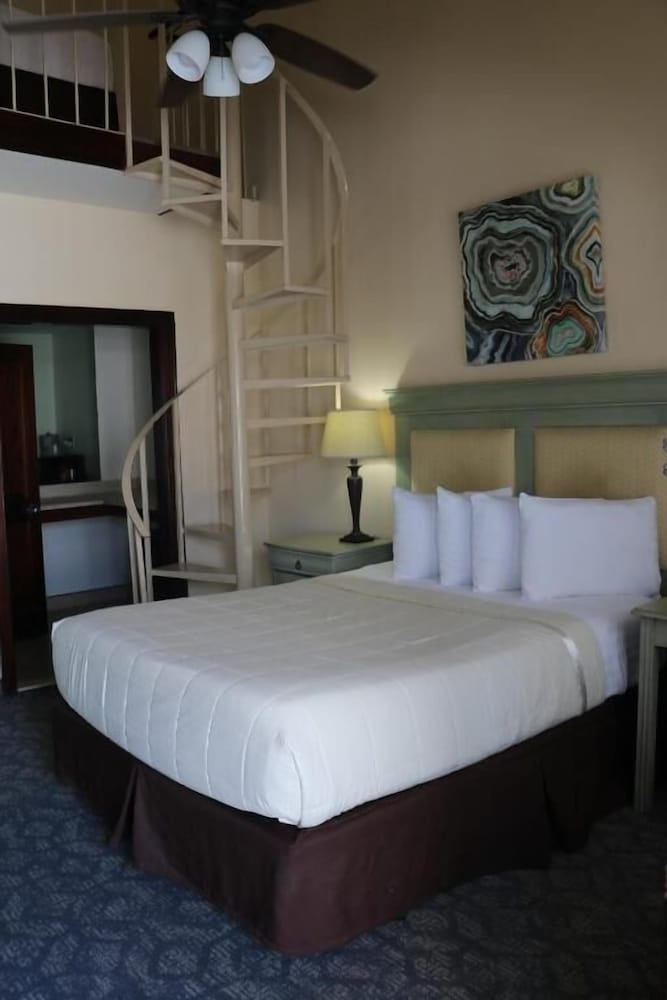 The Garden District Hotel 16/46