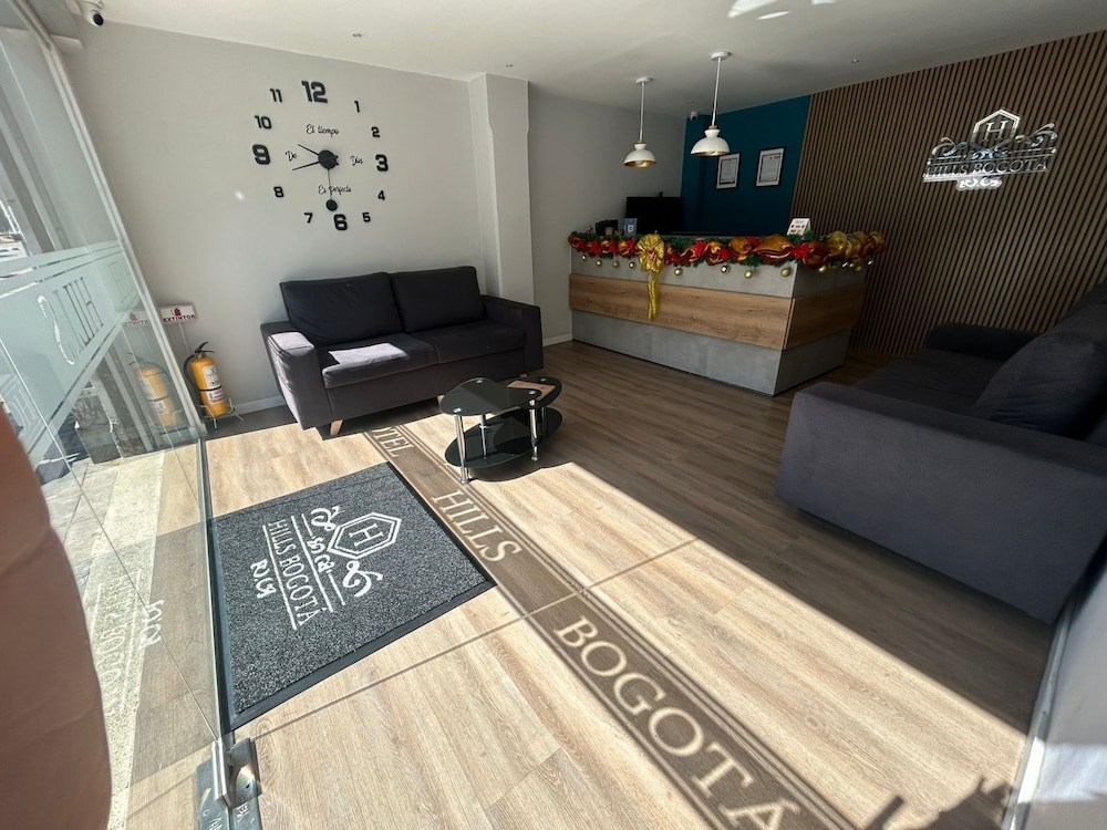 Ayenda 1077 Bogota Hills 42/52