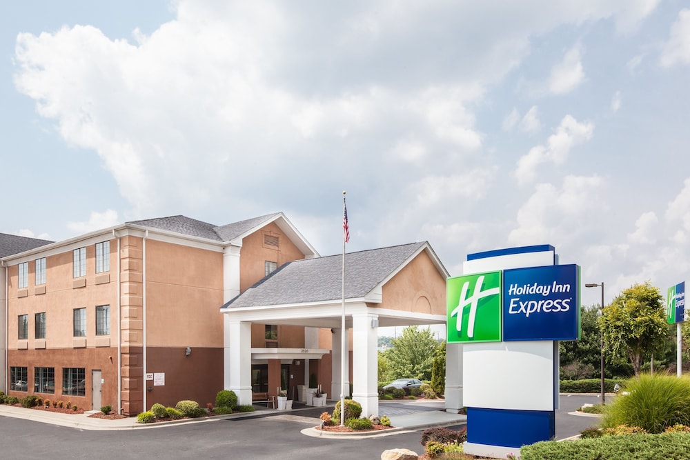 Holiday Inn Exp Winston Salem 4/48