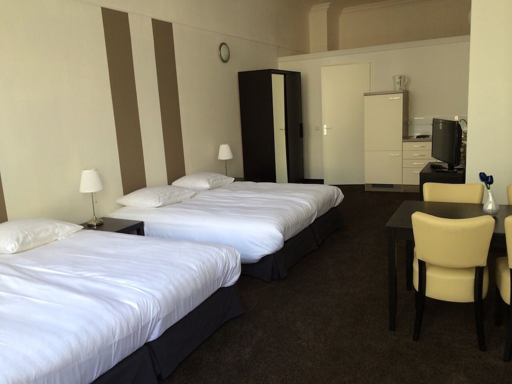 Hotel Royal Bridges 14/36