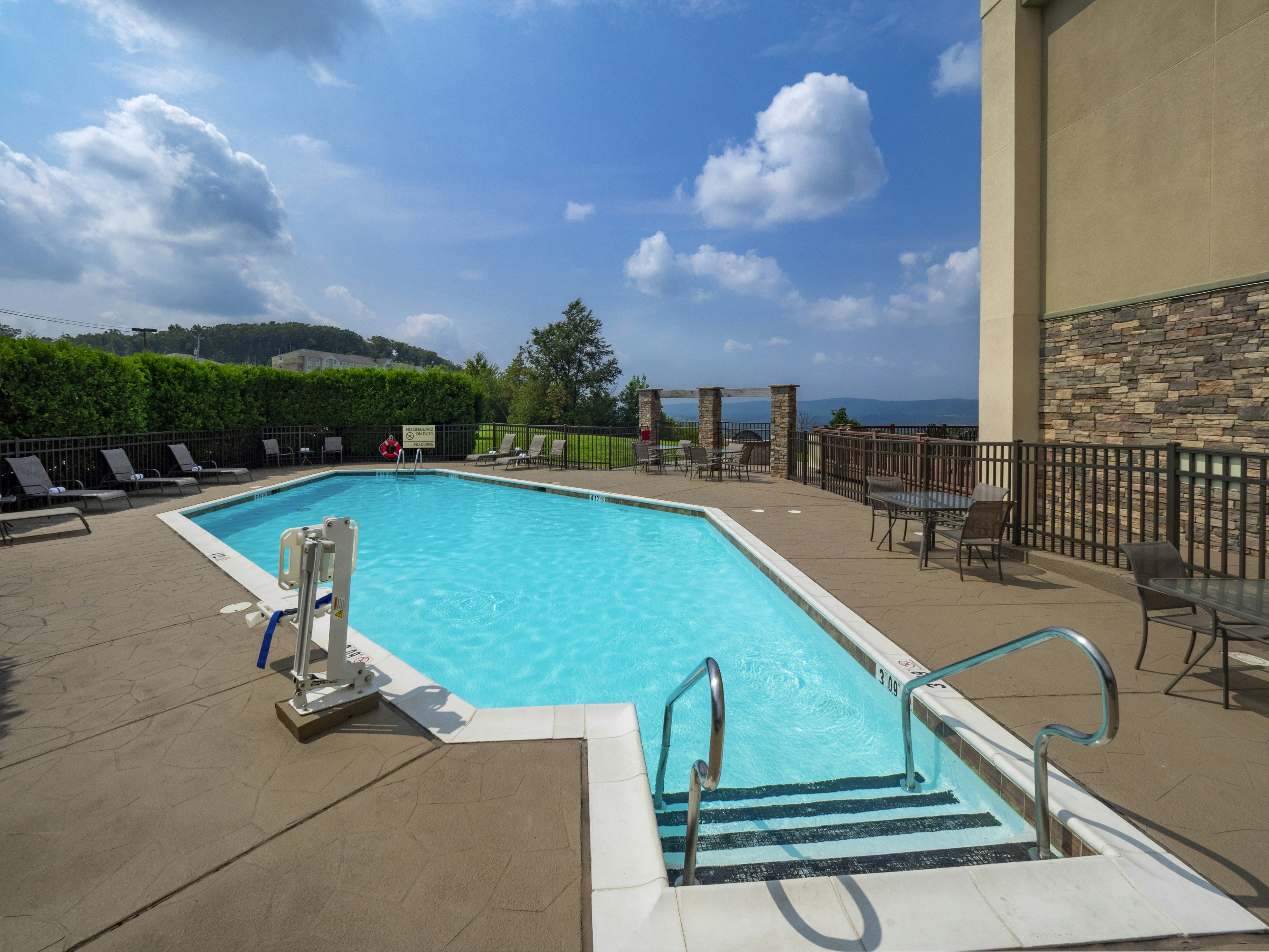 Hampton Inn Hazleton 21/21