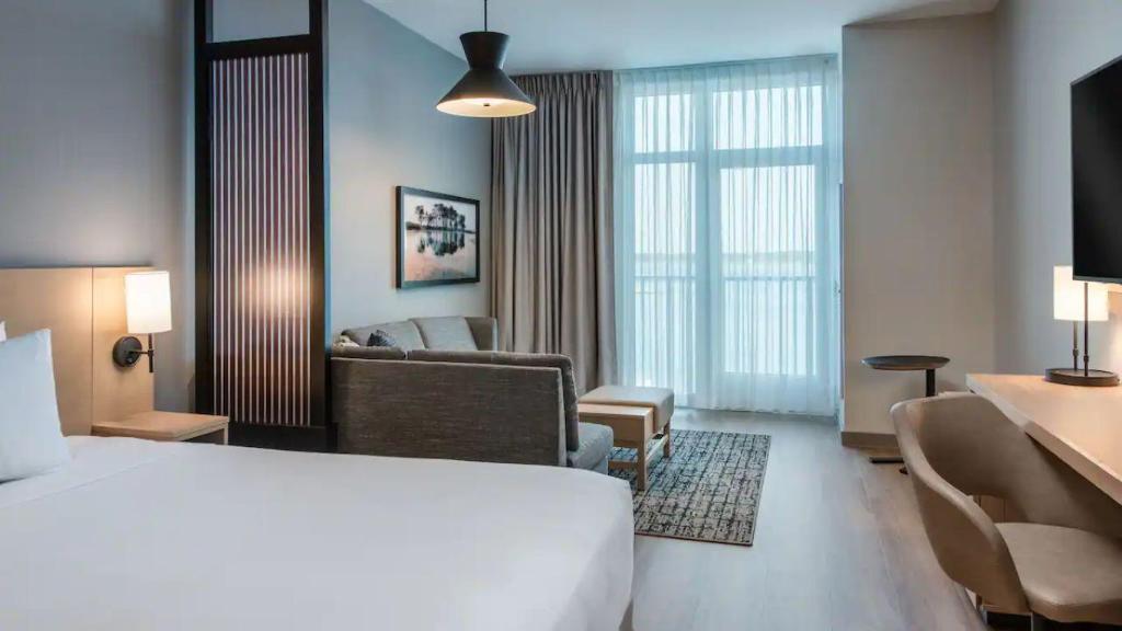 Room, 2 Queen Beds, Water Front, Sofa, Bathtub, Accessible