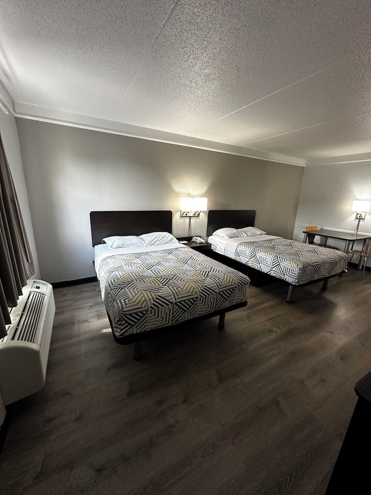 Motel6 Hazelwood, MO 29/46