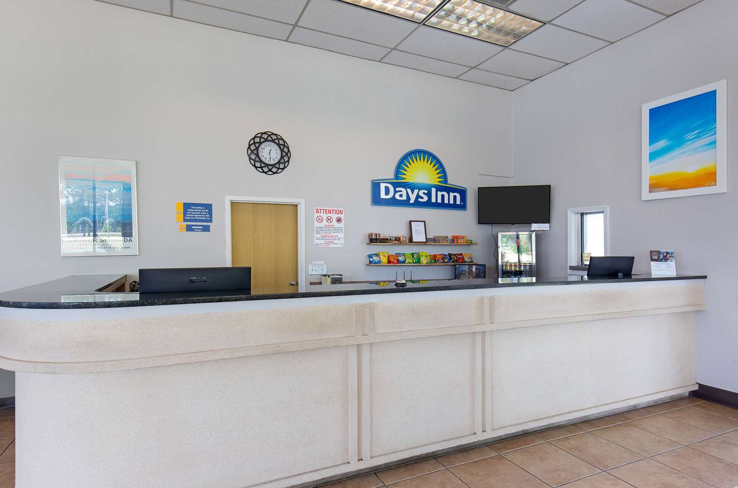 Days Inn by Wyndham - St. George, SC 4/41