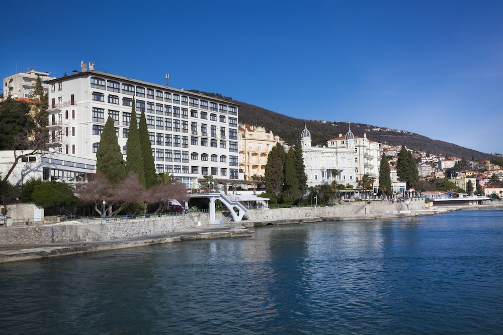 Hotel Kristal 55/60