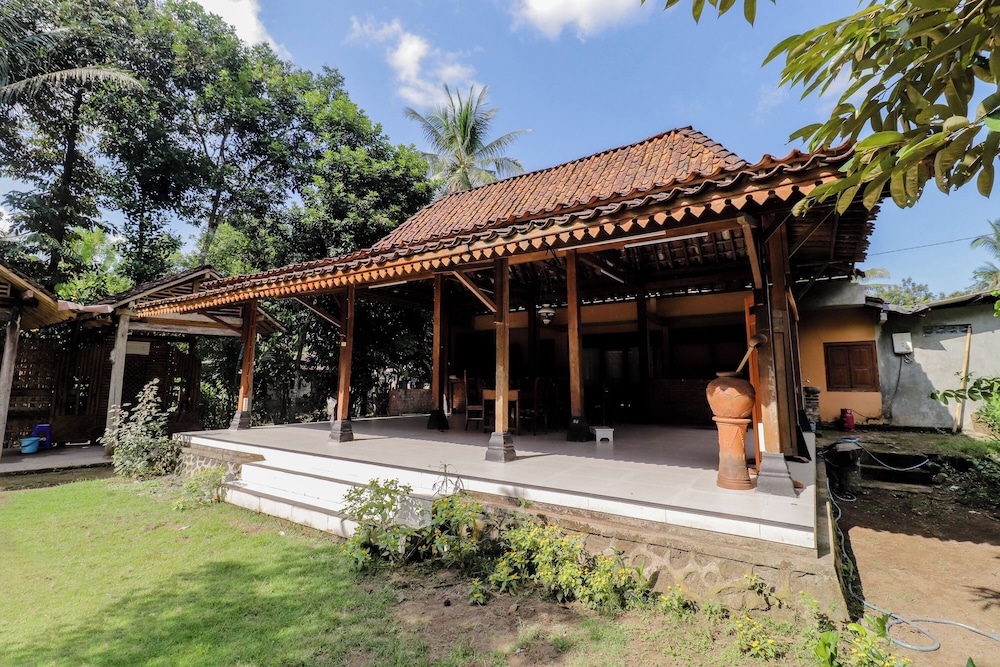Nurudin House by ZUZU 4/50