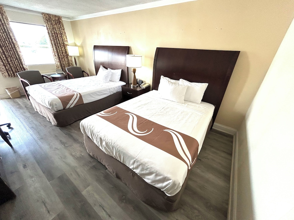 غرفة قياسية بسريرين كوين، Relax Inn Perry 2/5
