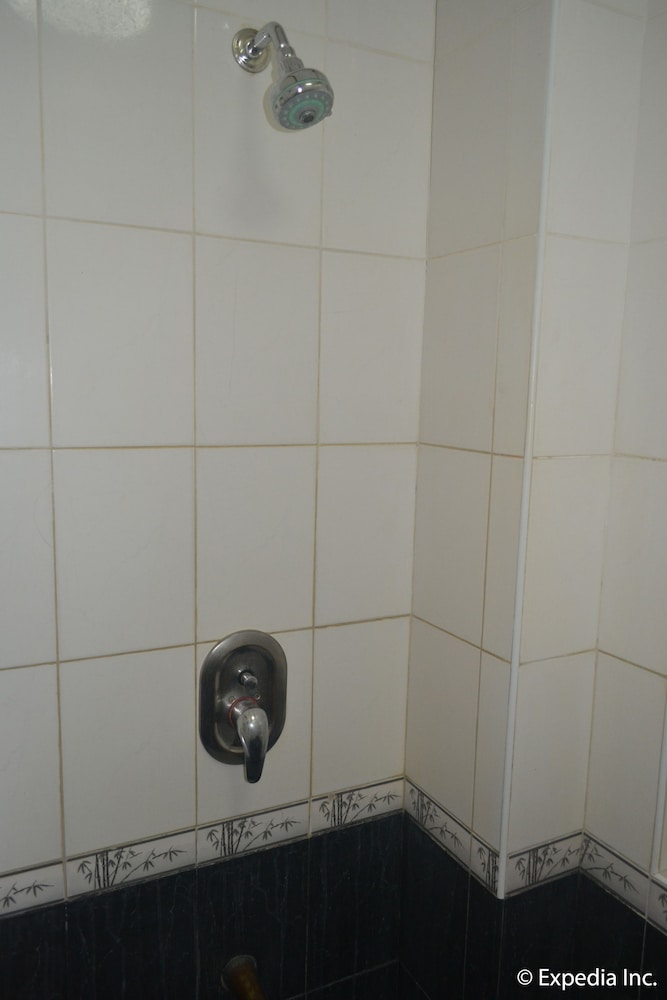 Pacific Breeze Hotel and Resort photo5