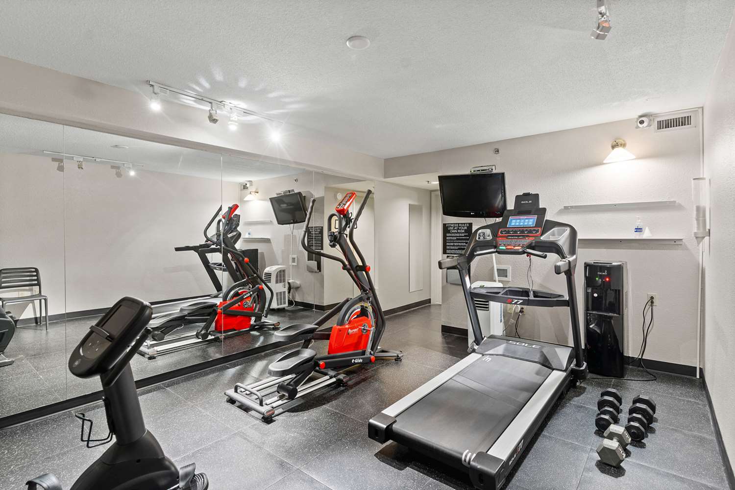Country Inn Suites By Radisson Saskatoon Sk 10/29