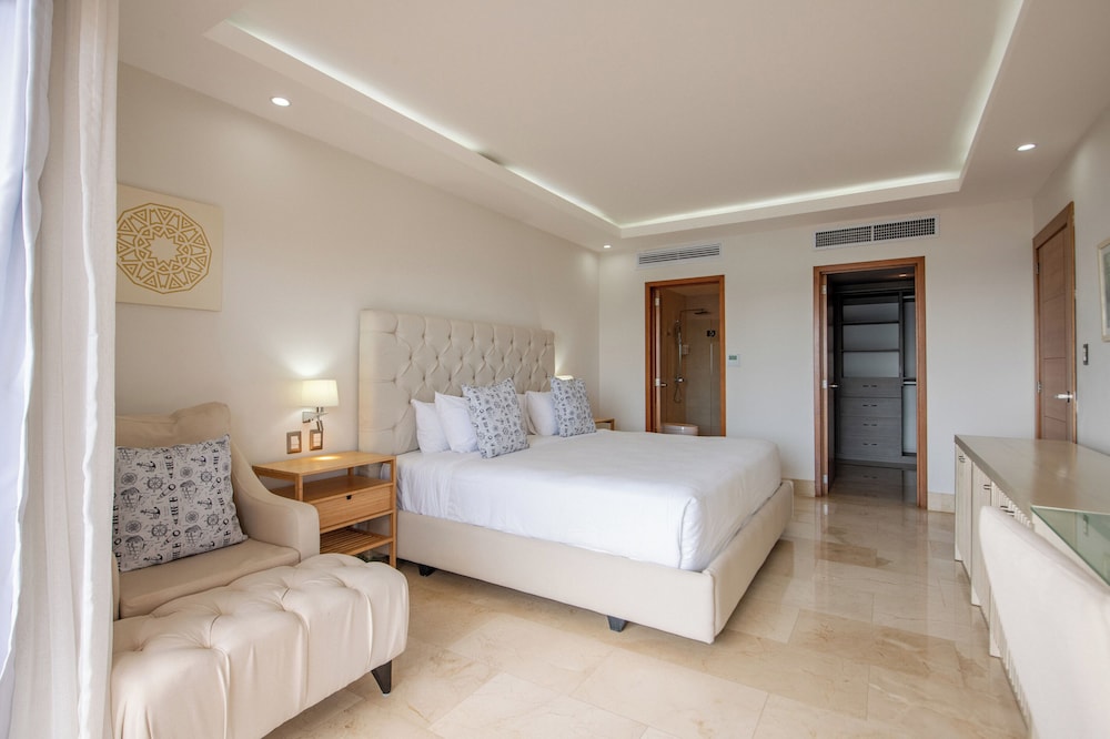 Hacienda Samana Bay 22/71
