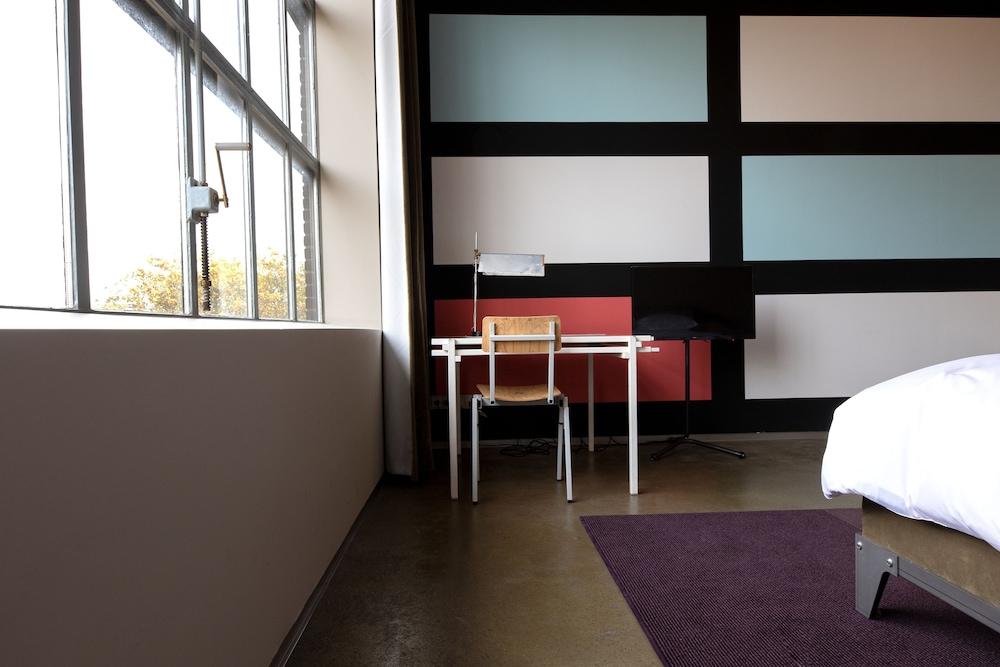 Hotel Piet Hein Eek 19/50