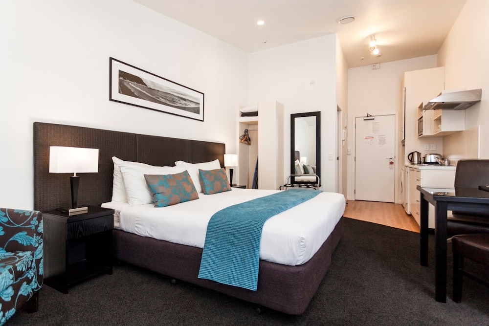 Gilmer Serviced Apartments 12/55