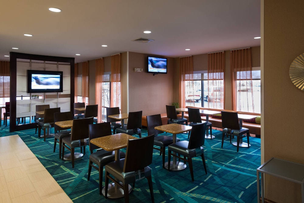 Springhill Suites Chicago Bolingbrook 20/20