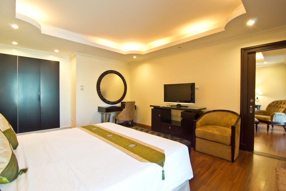 Lk Royal Suite 19/68