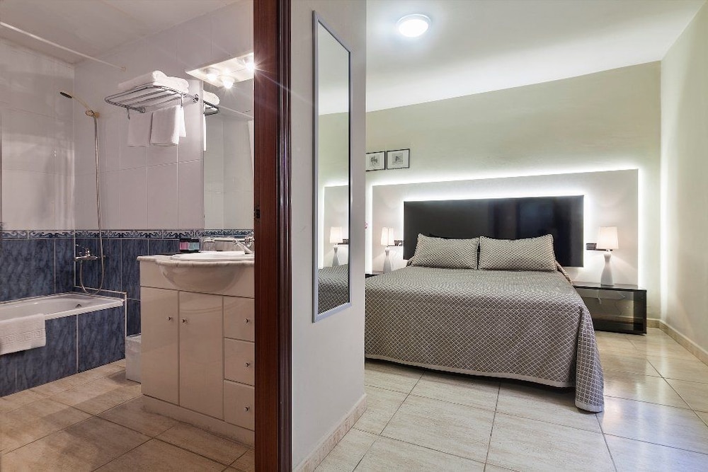 Montmar Hotel 28/50