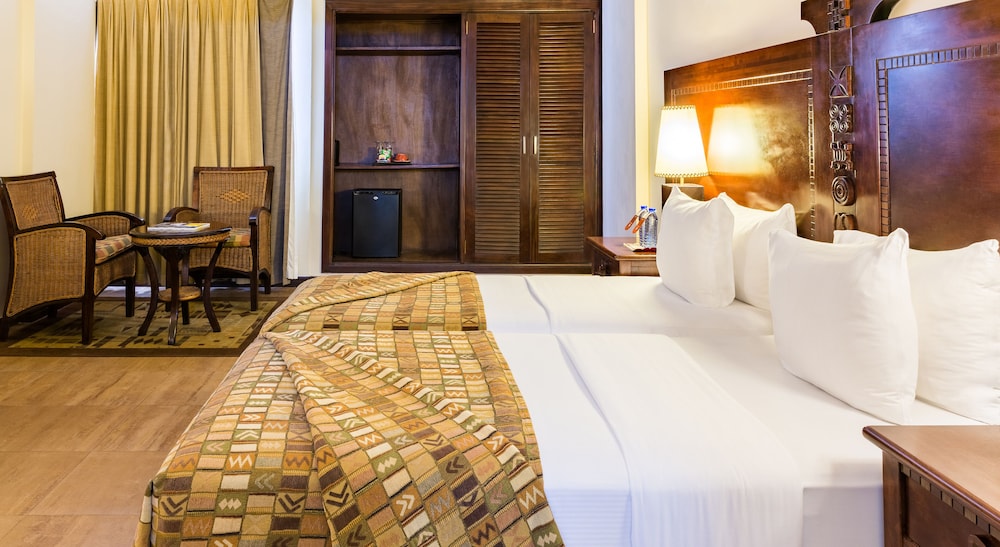 The African Regent Hotel 25/71