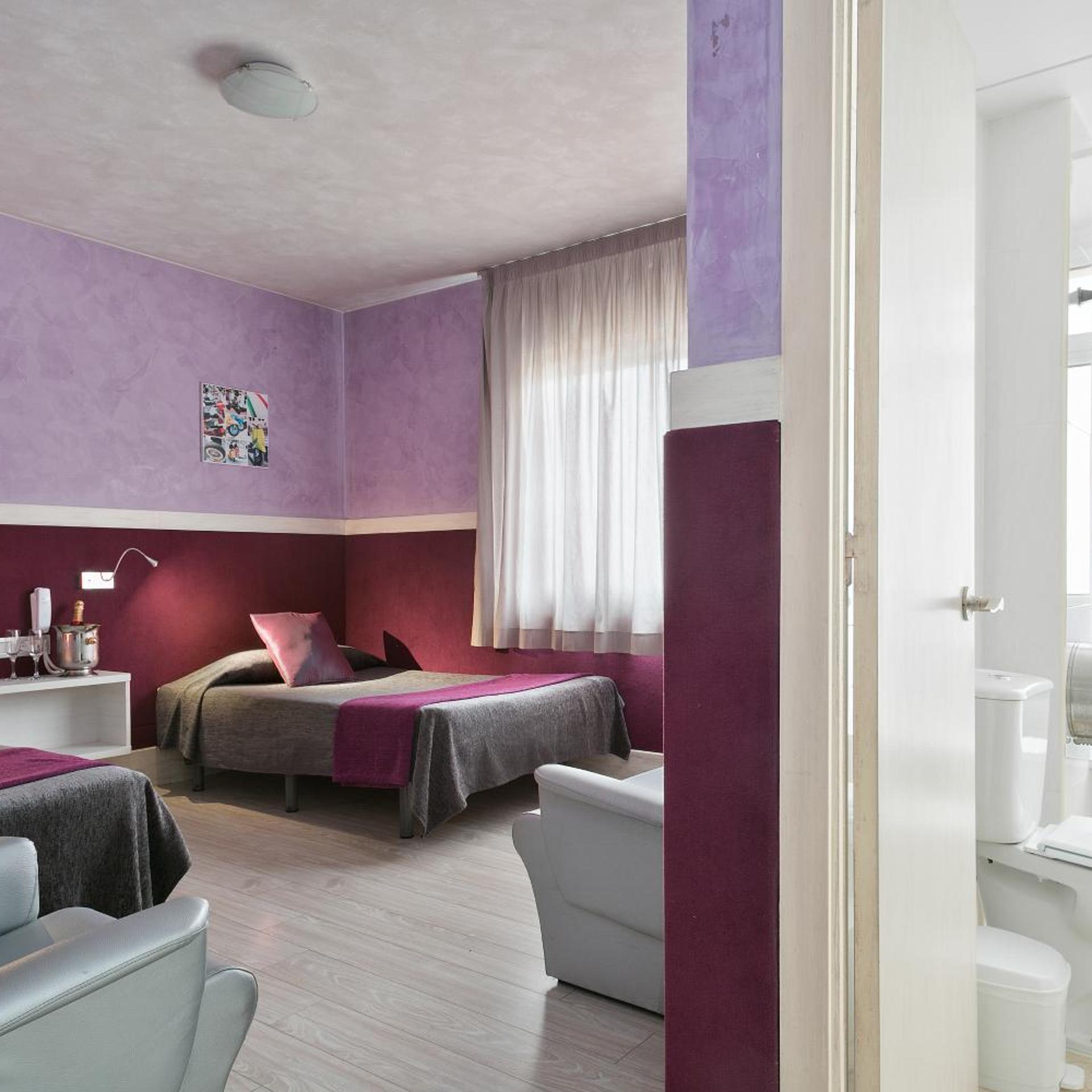 Room, Twin Beds
