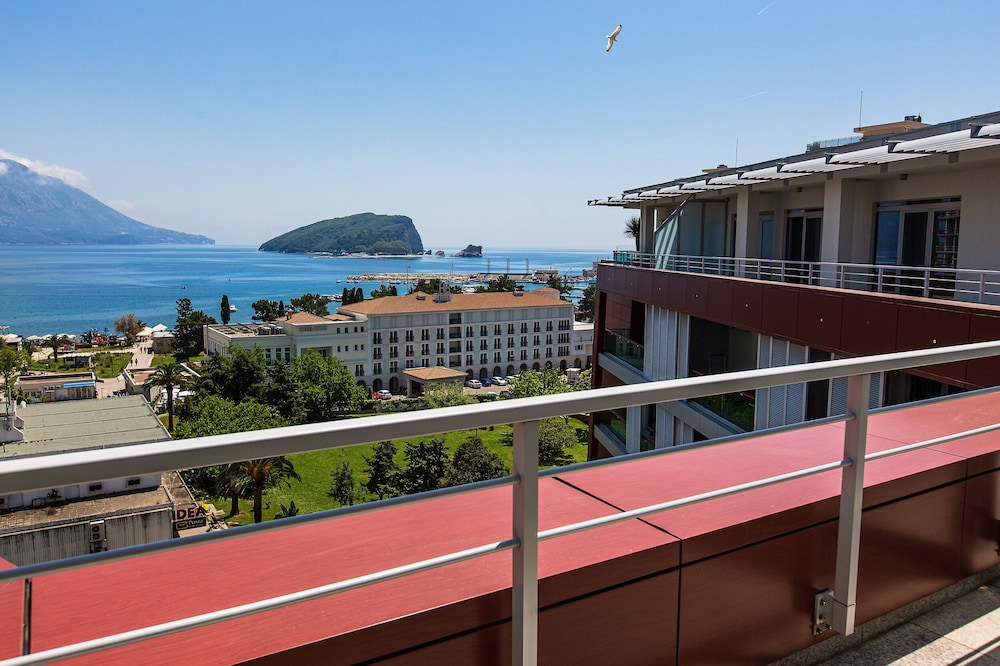 Hotel TQ Plaza Budva 25/47
