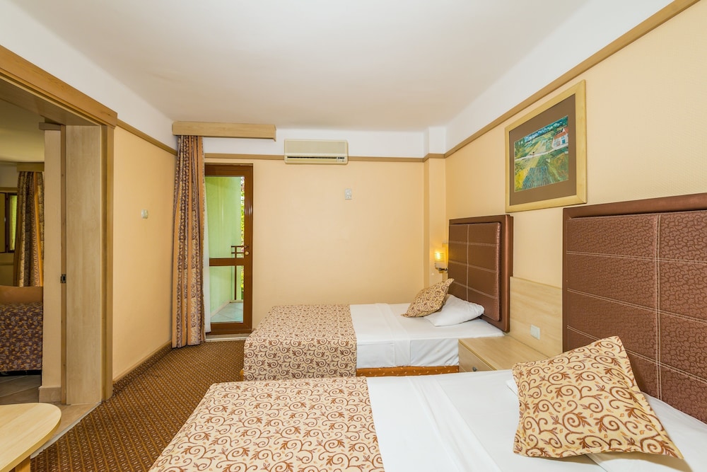 VONRESORT GOLDEN BEACH 27/71