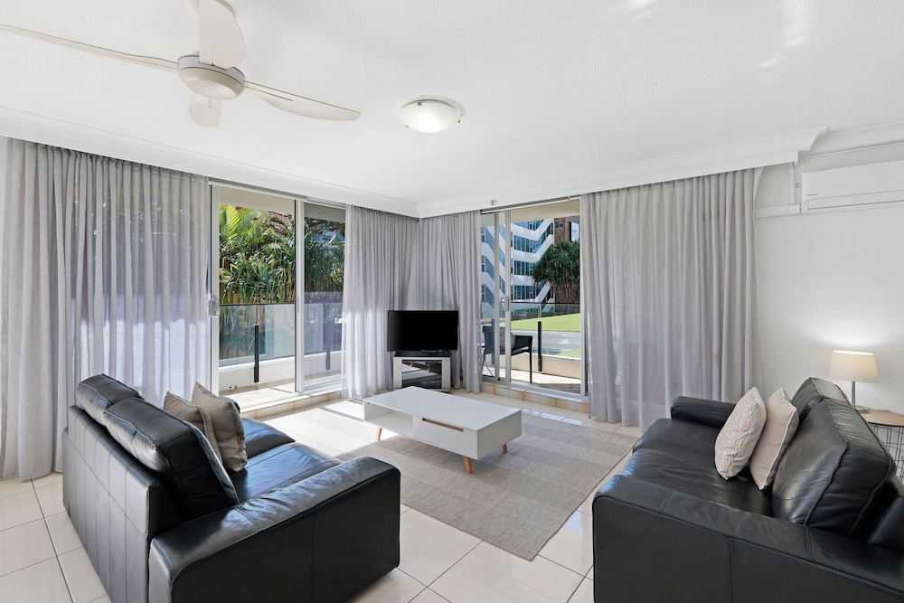 ULTIQA Beach Haven on Broadbeach 32/50