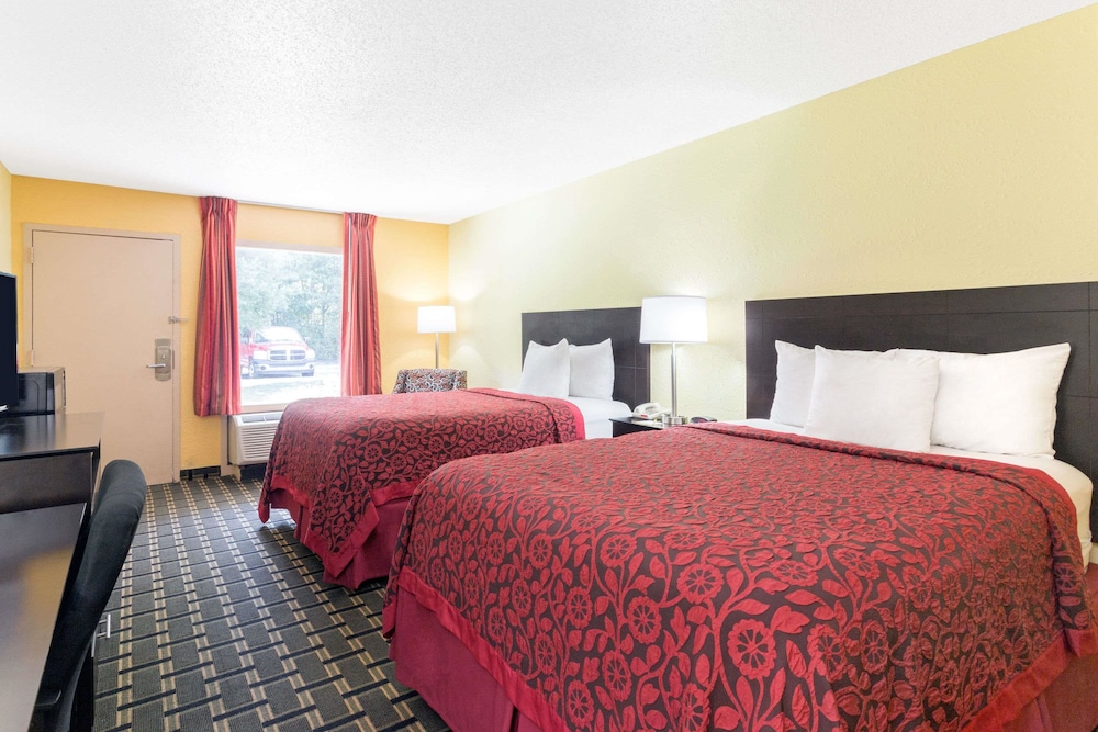 Days Inn By Wyndham Savannah Airport 9/19