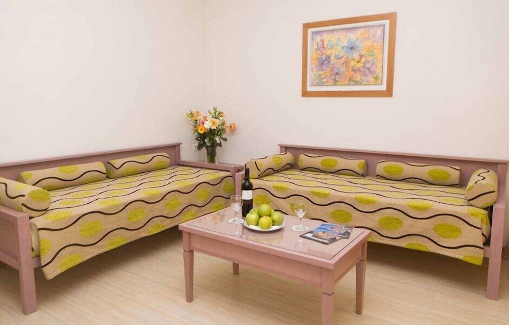 Panormo Beach Hotel 17/32