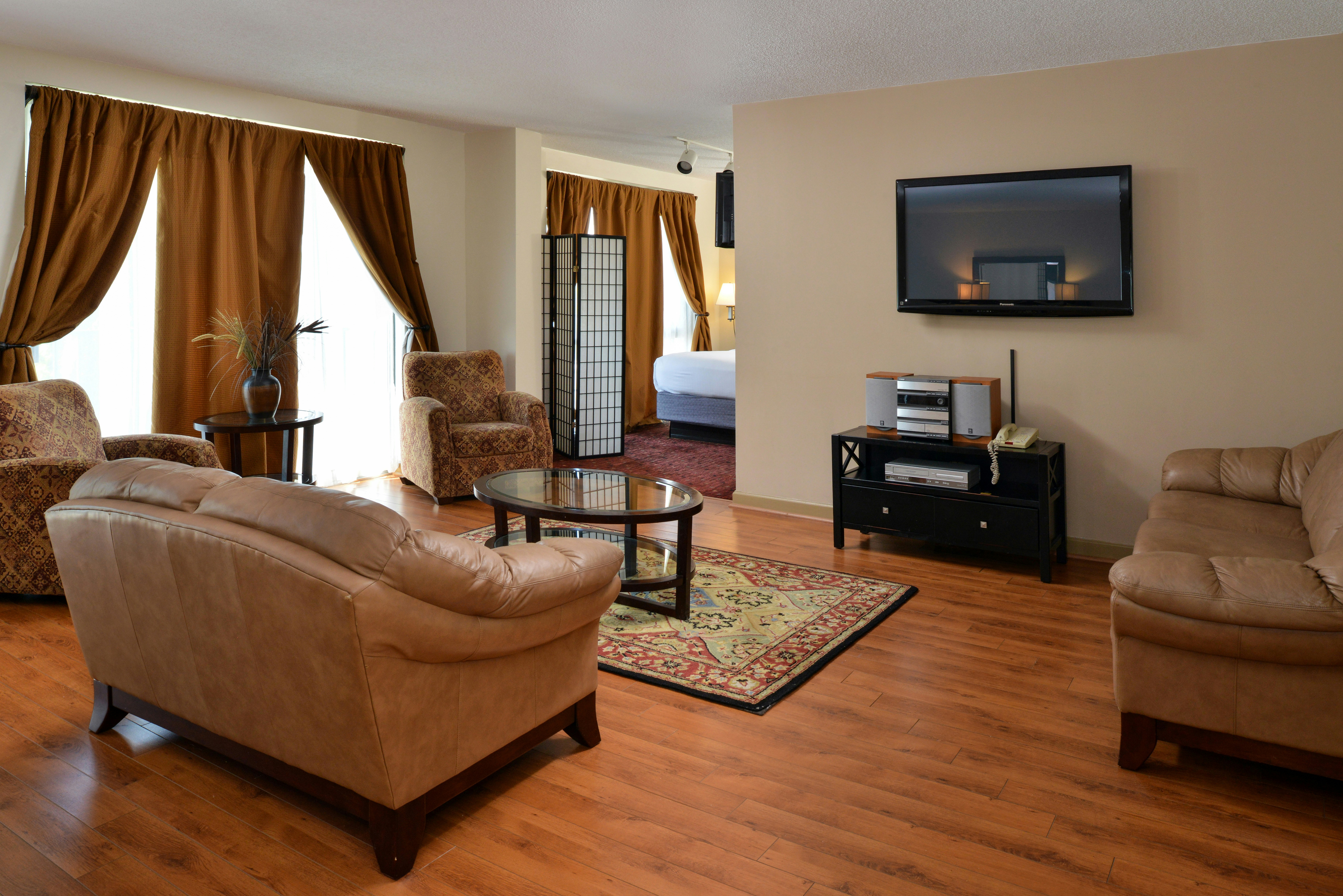 Hawthorne Inn and Conference Center 45/64