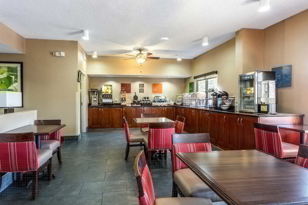 Comfort Inn Brownsville I-40 26/36