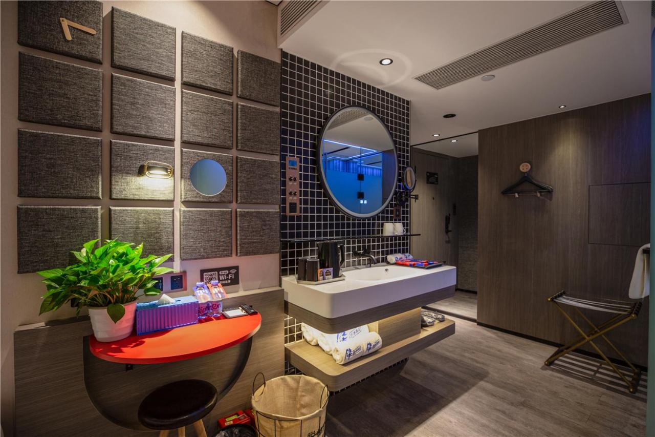 Fenk Attitude Hotel (Guangzhou Railway Station Store) 27/50
