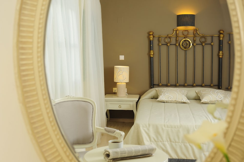 Mythos Suites Hotel 16/68