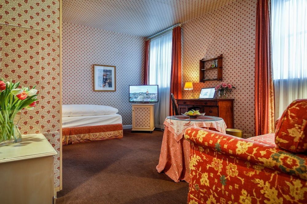 Hotel Stadt Hamburg 33/72