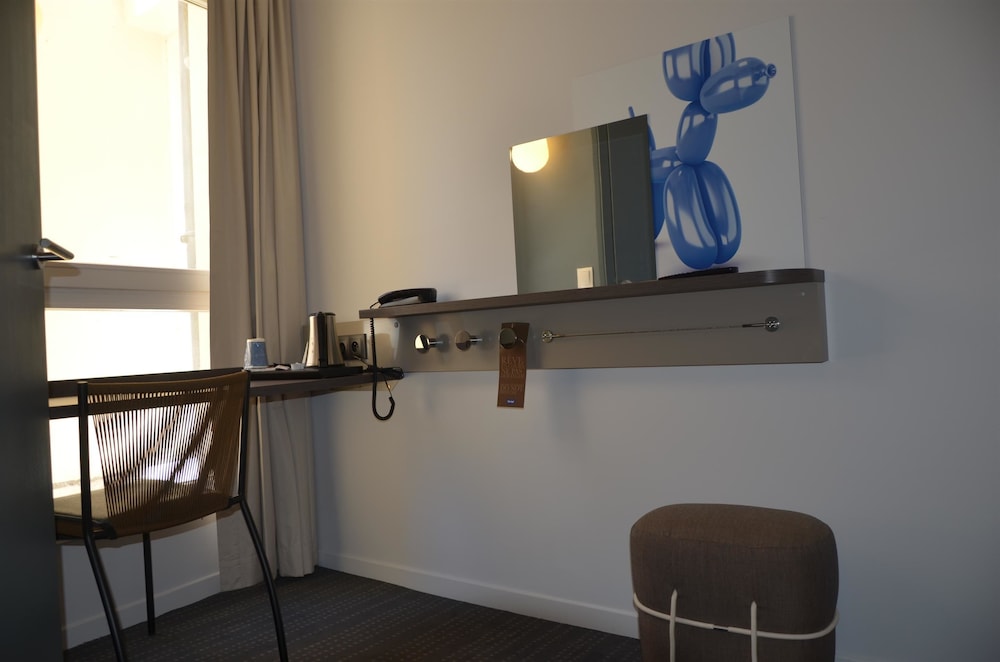 Kyriad Metz Centre Hotel 24/49