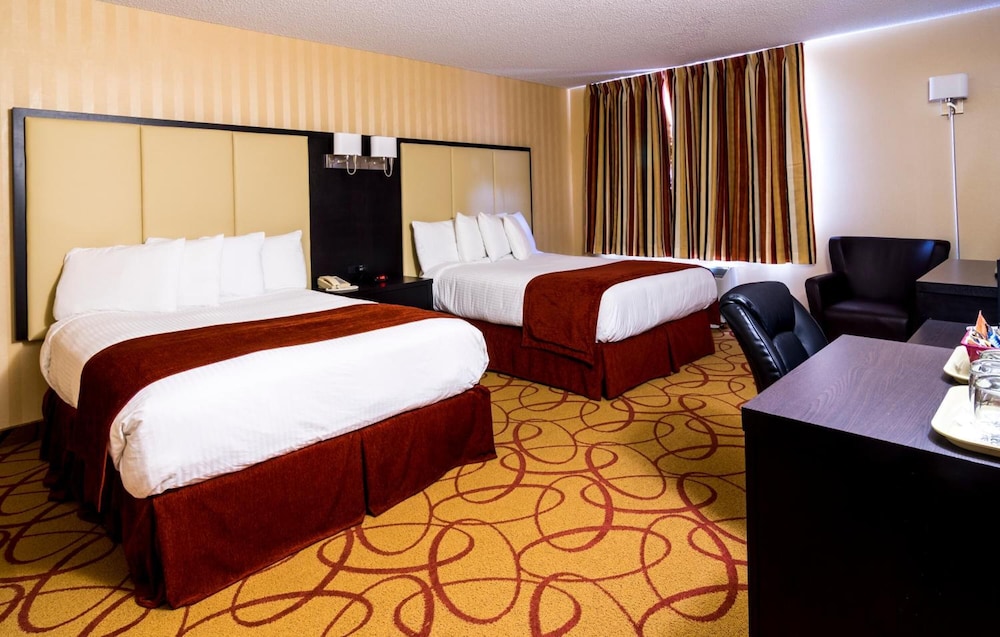Sinbads Hotel And Suites 15/50