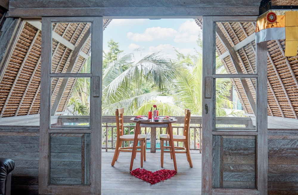 Sunrise Suite Kerobokan 25/50