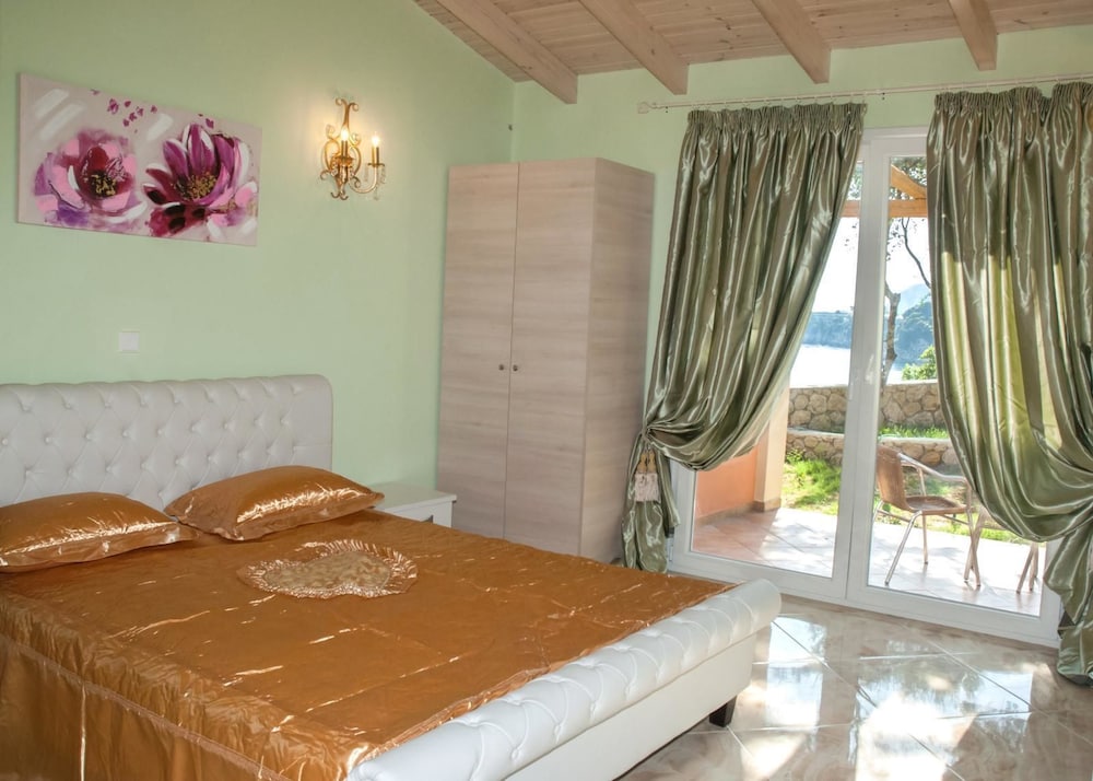 Blue Princess Beach Resort 12/70