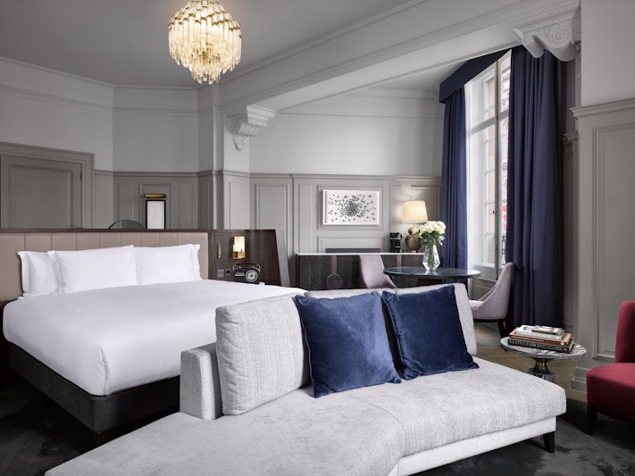The Trafalgar St. James London, Curio Collection by Hilton 8/30